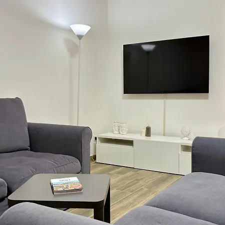 Sciara Marina, Fiumefreddo Di Sicilia, Nuova Apartment *